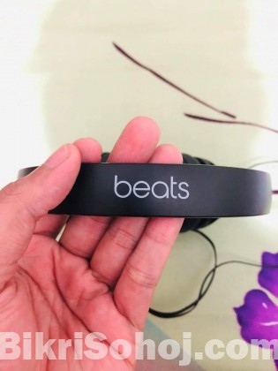 Beats EP headphone